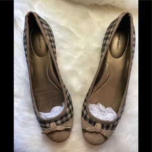 Cap toe Ballet flats, suede, fall, Lands End. Size 8. New in box.